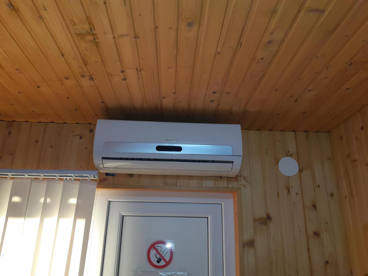 זאטוקה Отель Маленький Рай מראה חיצוני תמונה